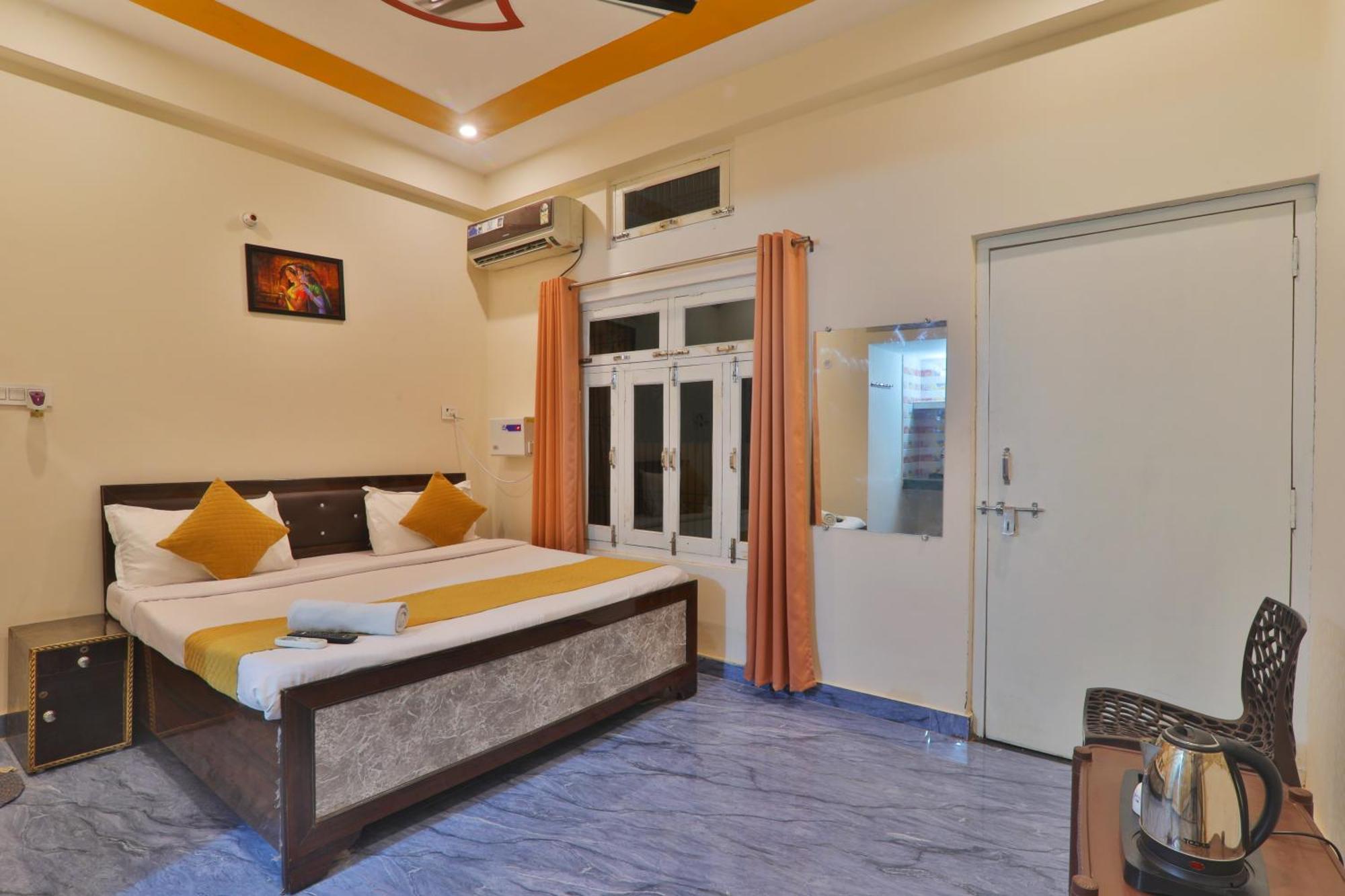 Hotel Ramayan Inn Free Pickup From Ayodhya Dham Junction Kültér fotó