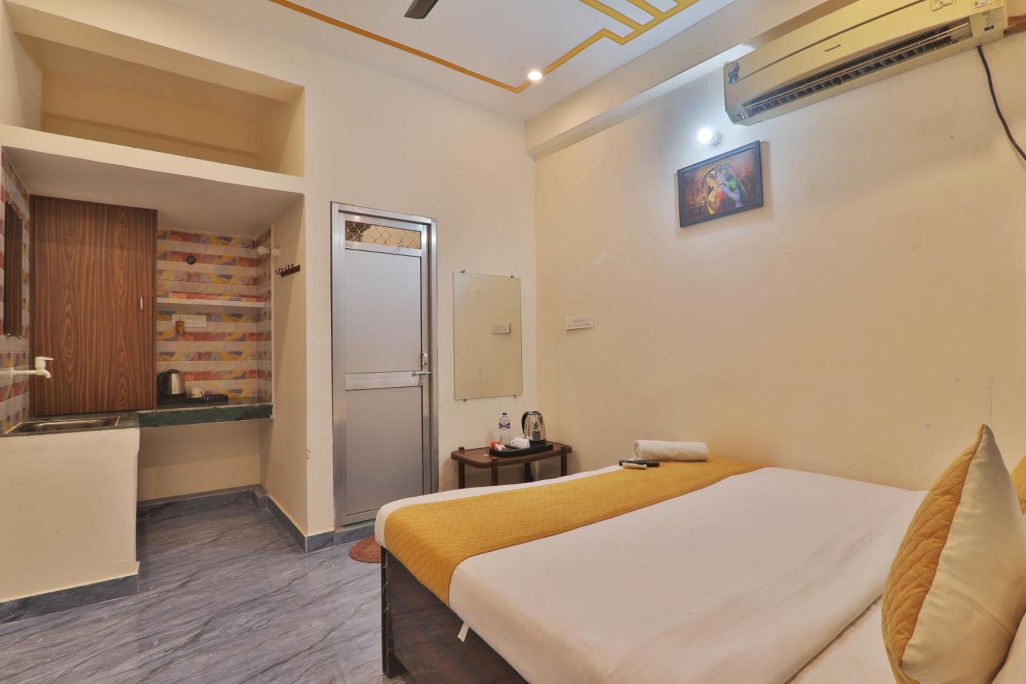 Hotel Ramayan Inn Free Pickup From Ayodhya Dham Junction Kültér fotó